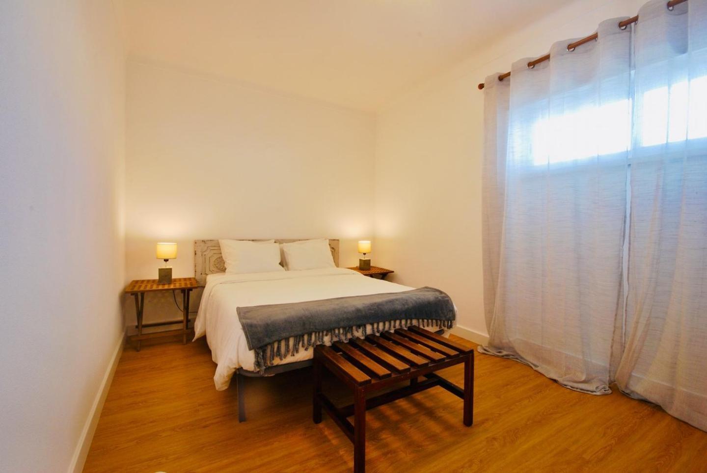 Apartamento Luciana - Beachside, Balcony, Sunset View Ferrel  Buitenkant foto