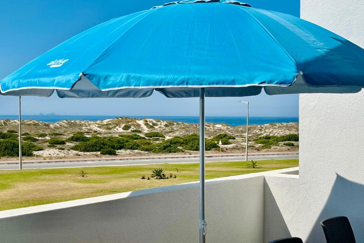 Apartamento Luciana - Beachside, Balcony, Sunset View Ferrel  Buitenkant foto