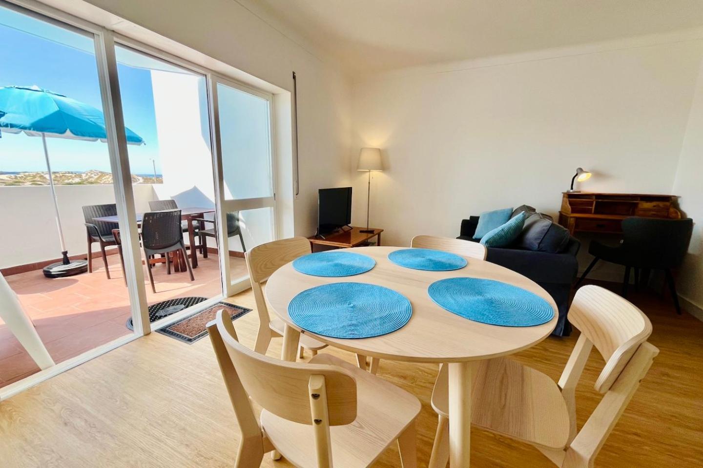 Apartamento Luciana - Beachside, Balcony, Sunset View Ferrel  Buitenkant foto
